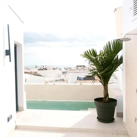 Abril Plaza Private Pool Апартаменты