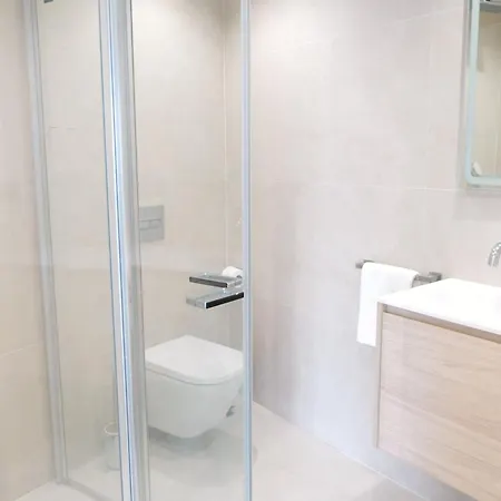 Abril Plaza Private Pool * Нерха