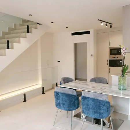 Abril Plaza Private Pool * Нерха