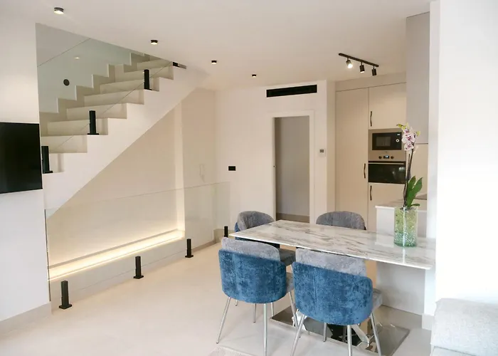 Abril Plaza Private Pool * Nerja